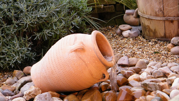 Pithos-Baby Water Feature